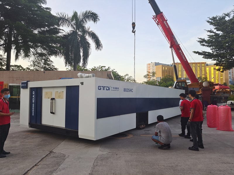 摩根娱乐激光8025HC总线高功率12000W光纤激光切割机交付成功