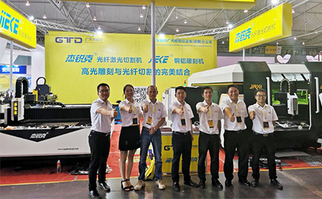 摩根娱乐数控参加2018年7月19-21日成都展