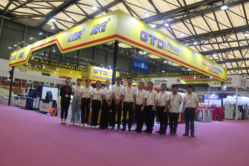 摩根娱乐数控带您直击2020上海广告展展会现场